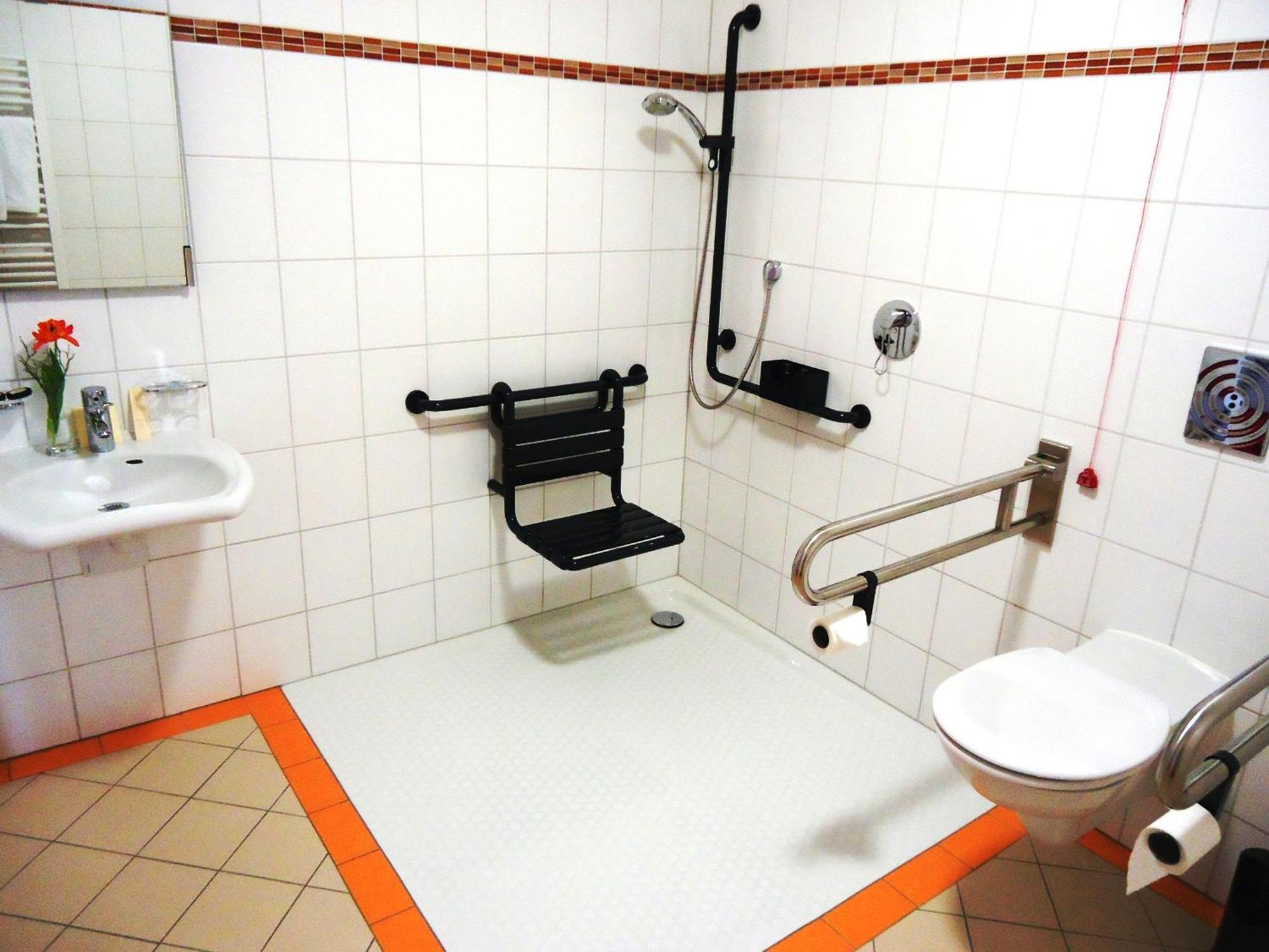 Hotel Gasthof Posthalter ツヴィーゼル 部屋 写真