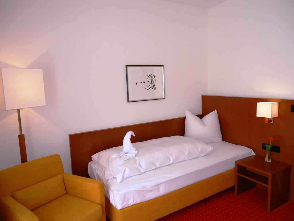 Hotel Gasthof Posthalter ツヴィーゼル 部屋 写真