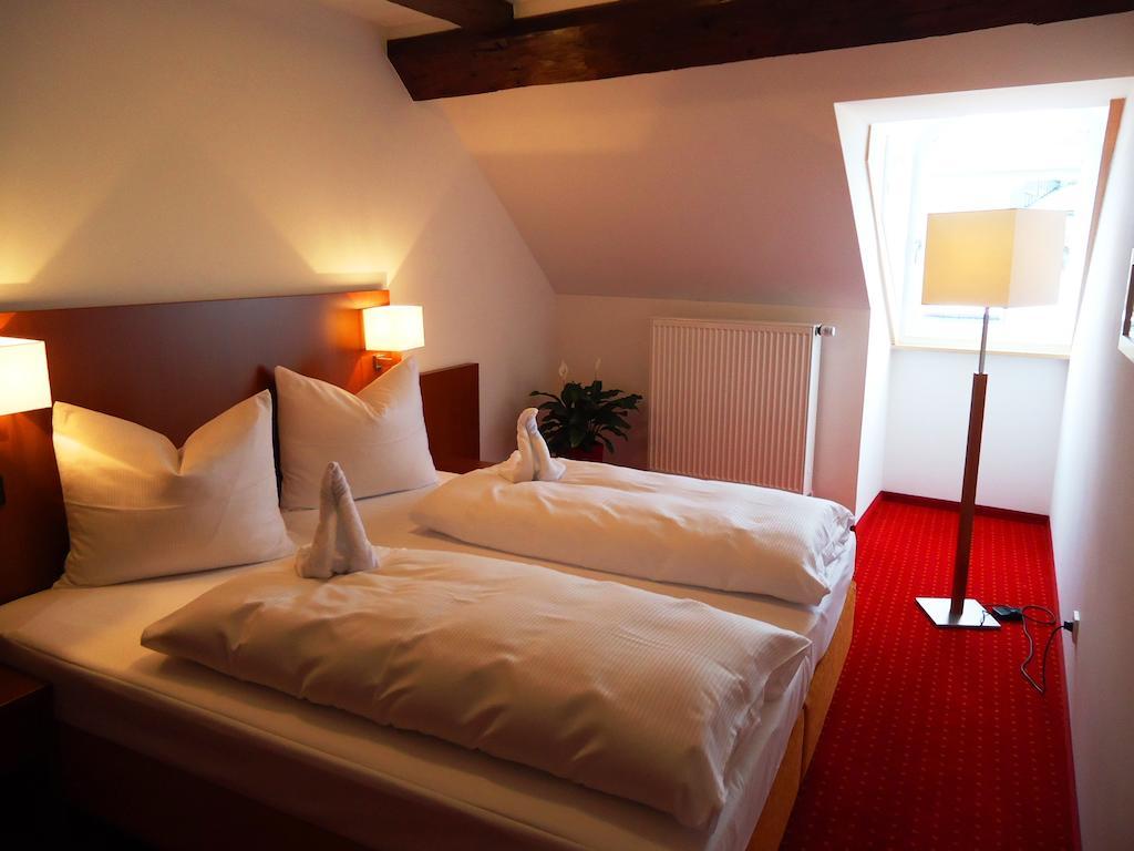 Hotel Gasthof Posthalter ツヴィーゼル 部屋 写真